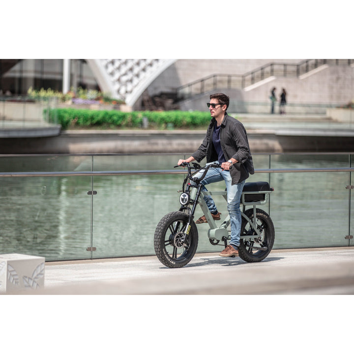 Eunorau flash e bike with  Men Model Ride